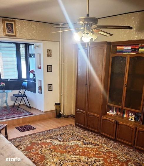 Apartament cu 4 camere decomandat în Ultracentral
