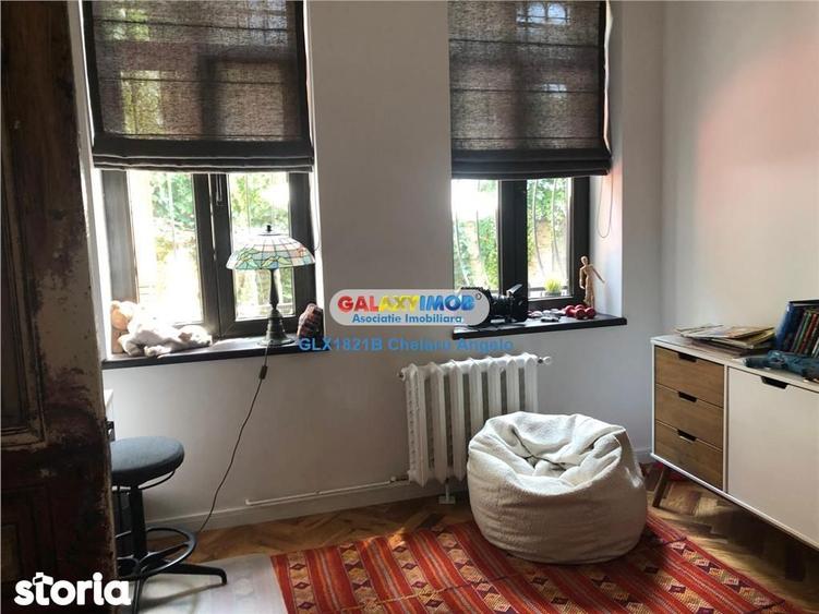 Casă cu 6 camere cu Teren 200 Mp în Central