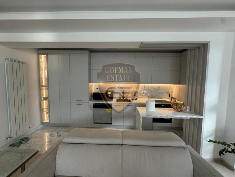 Apartament cu 3 camere decomandat, mobilat în Nord