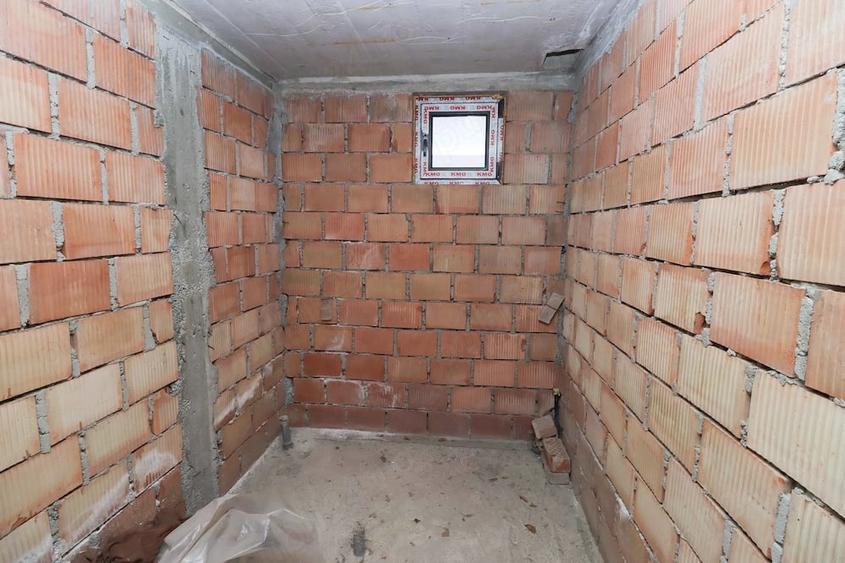 Vila de vanzare in statiunea Busteni, cartier Piatra Arsa. - 4