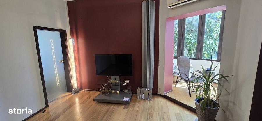 Apartament cu 3 camere în Cișmigiu