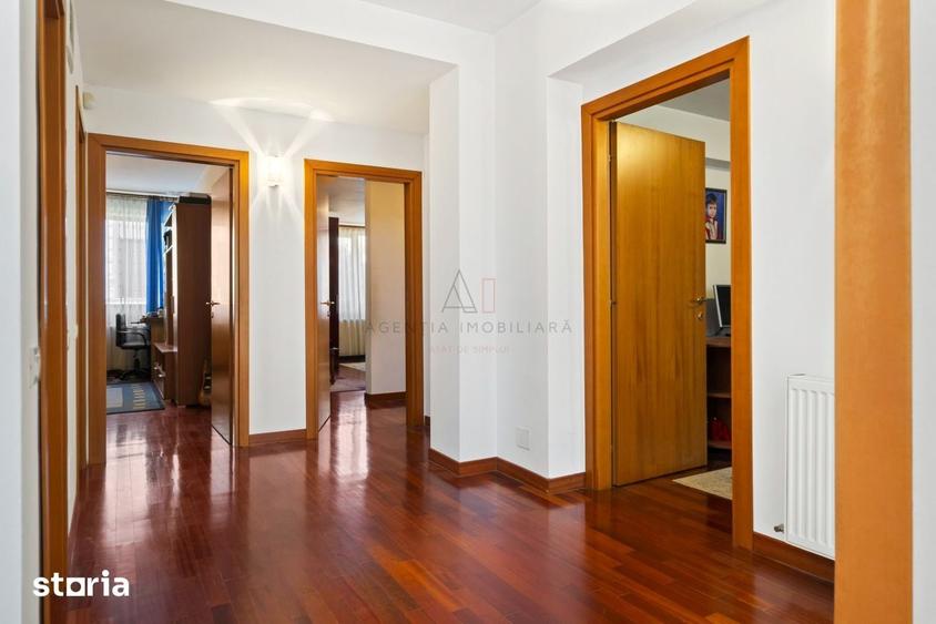 Casă cu 6 camere cu Teren 245 Mp în Herăstrău