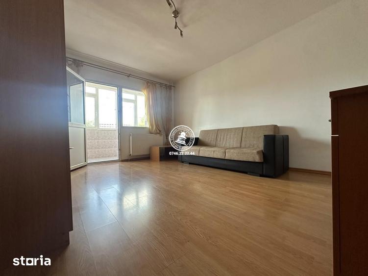 Apartament cu 2 camere decomandat în Gară