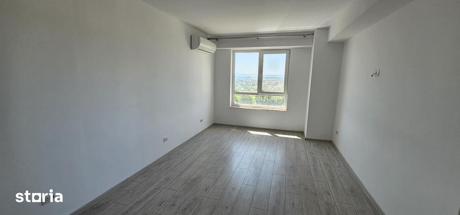 Apartament cu 3 camere în Copou