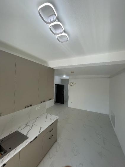 Apartament cu 3 camere decomandat în Moșnița Nouă