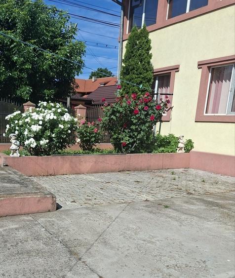 Casă cu 4 camere în Poșta