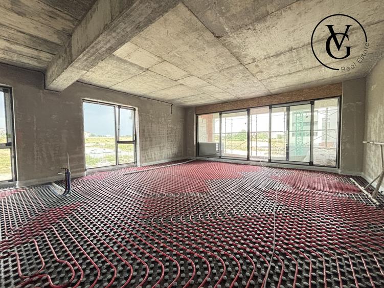 Apartament cu 4 camere decomandat în Inel I