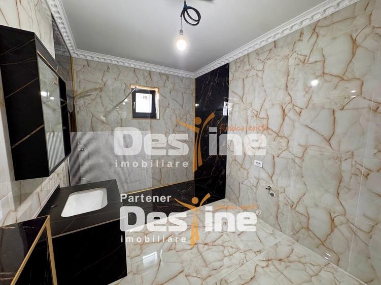 Casă individuală cu 4 camere cu Canalizare în Deal