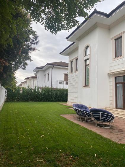 Casă individuală cu 6 camere cu Canalizare în Iancu Nicolae
