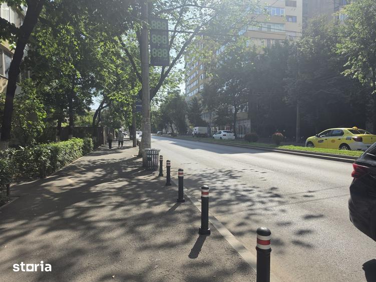 Apartament cu 2 camere semidecomandat în Vatra Luminoasă