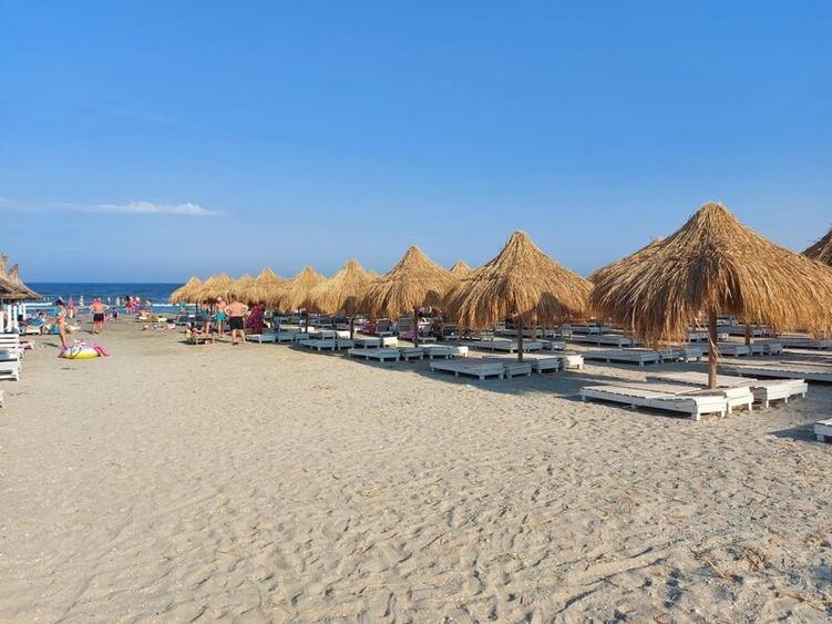 Apartament cu 2 camere semidecomandat în Exterior Nord