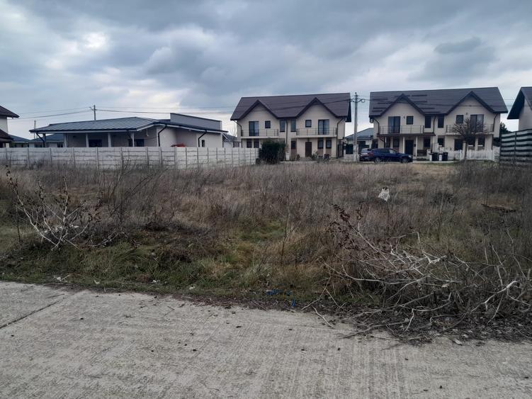 Teren agricol intravilan de 490 mp, în Balotești