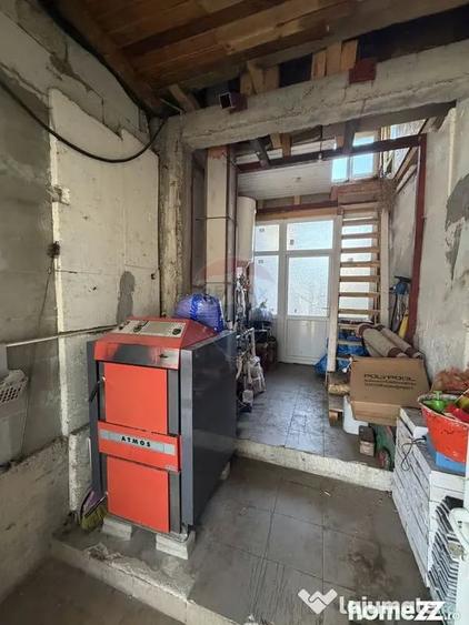Casă cu 3 camere cu Teren 443 Mp în Central