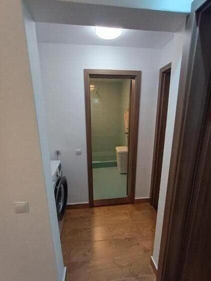 Apartament cu 3 camere decomandat, mobilat în Valea Aurie