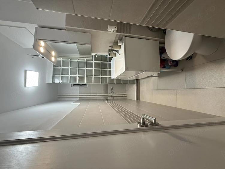 Apartament cu 3 camere semidecomandat în Dacia