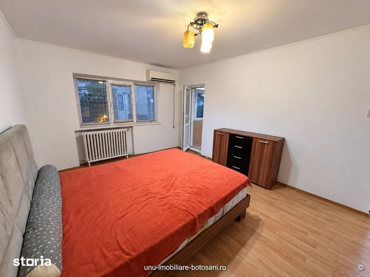 Apartament dec.-2 camere- 2 balcoane - Zona Savenilor T.Vladimirescu - 3