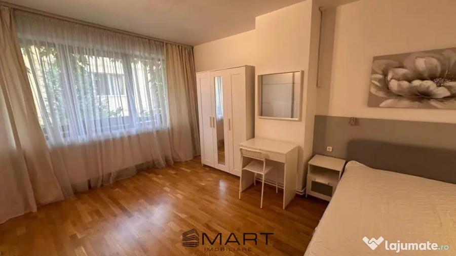 Casă cu 7 camere cu Teren 200 Mp în Ștrand