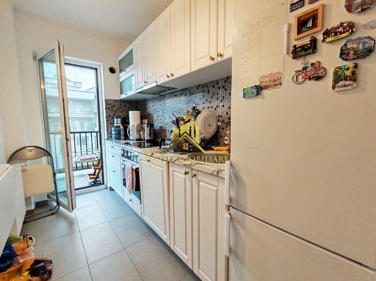 Apartament cu 2 camere semidecomandat, mobilat în Bună Ziua