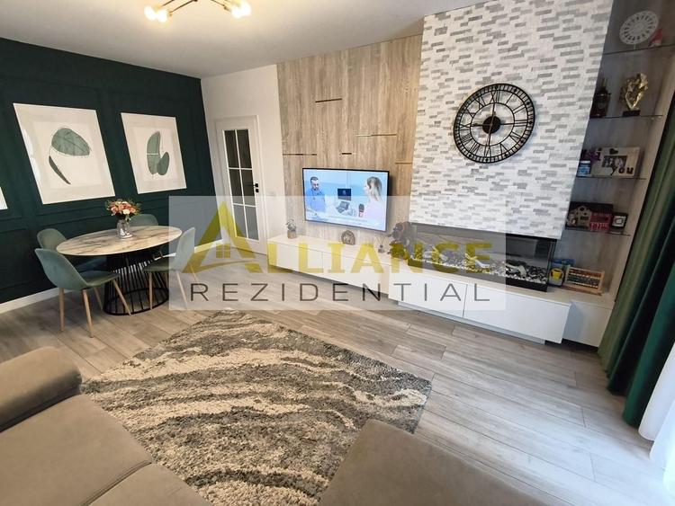 Apartament cu 3 camere decomandat, mobilat în Metalurgiei