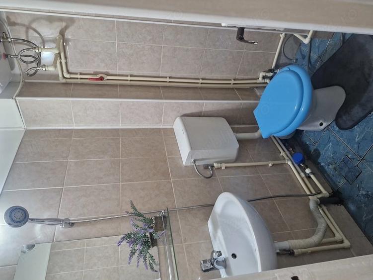 Garsonieră decomandată în Piața Centrală