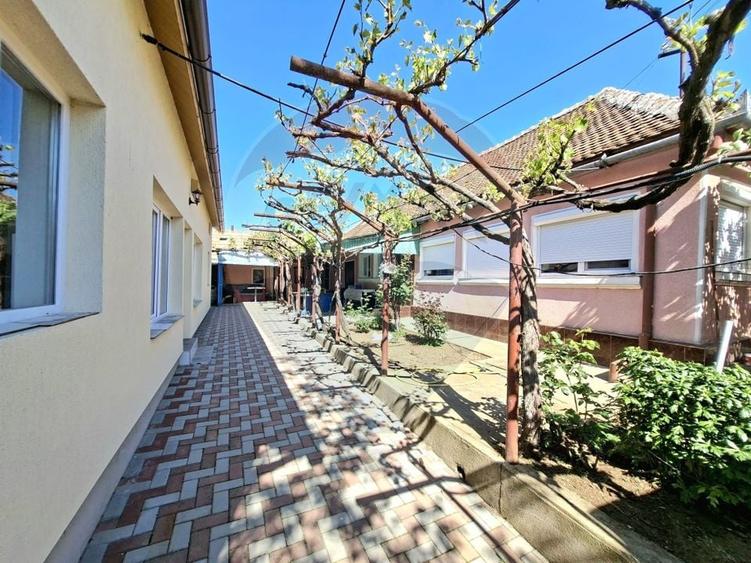 Casă individuală cu 6 camere cu Teren 1453 Mp în Mâsca