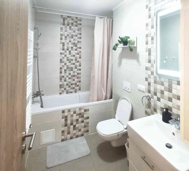 Apartament cu 2 camere decomandat în Tei
