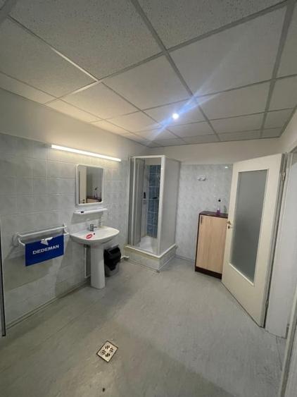 Birou, de 102 mp, în Independenței