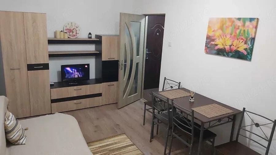 Garsonieră decomandată în Micălaca