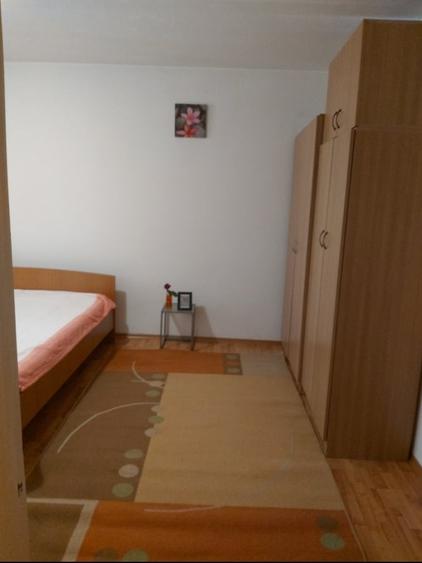 Garsonieră decomandată în Drumul Taberei