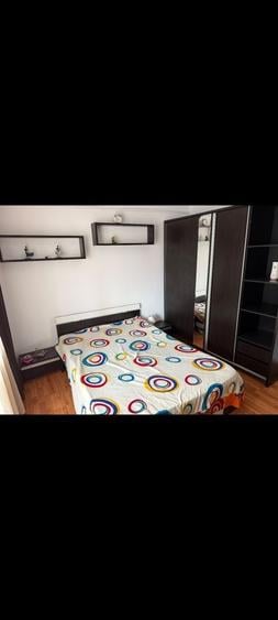 Apartament cu 2 camere decomandat în Sărari