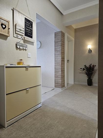 Apartament cu 2 camere decomandat în Sud
