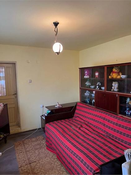 Casă cu 4 camere cu Teren 1337 Mp în Țigănești