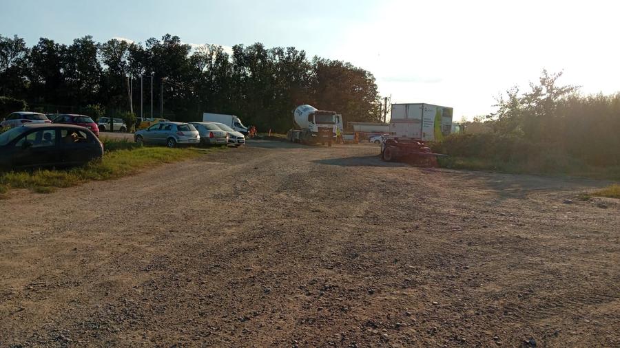 Teren Construcții intravilan de 4000 mp, în Periferie