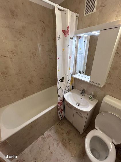 Apartament cu 2 camere decomandat în Berceni