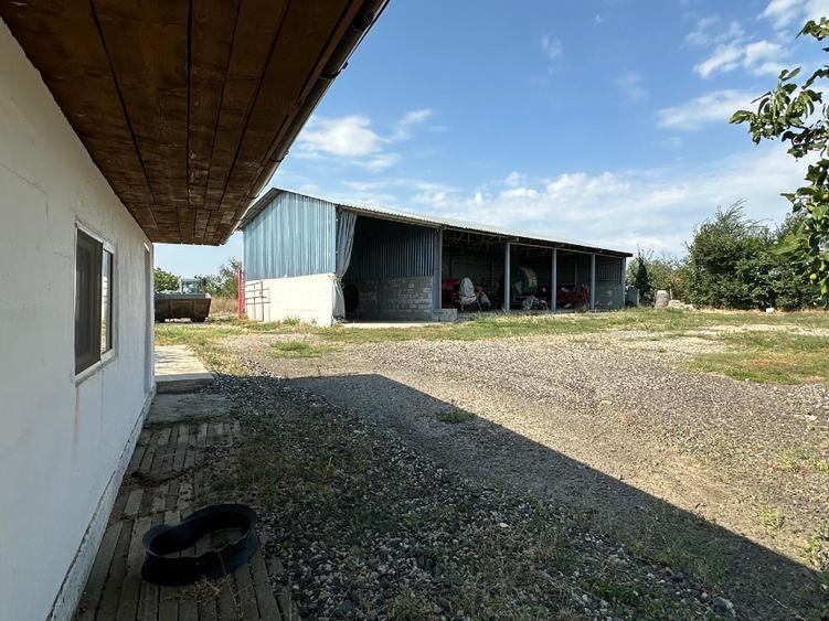 Teren Construcții intravilan de 1076 mp, în Nalbant