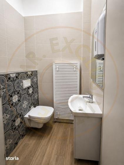 Spațiu comercial, de 52 mp, în Central