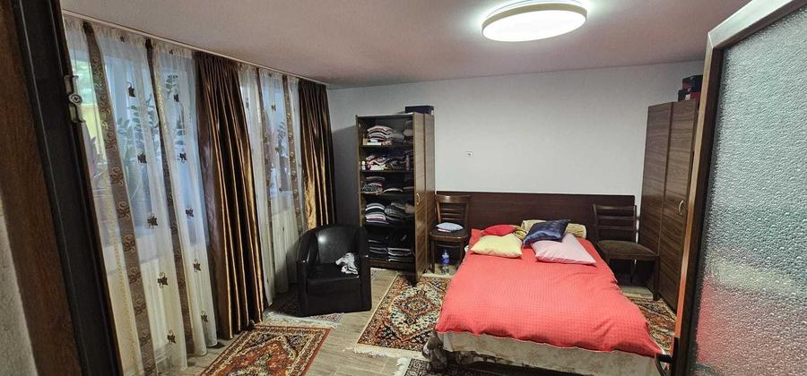 Apartament cu 2 camere semidecomandat, mobilat în Exterior Vest
