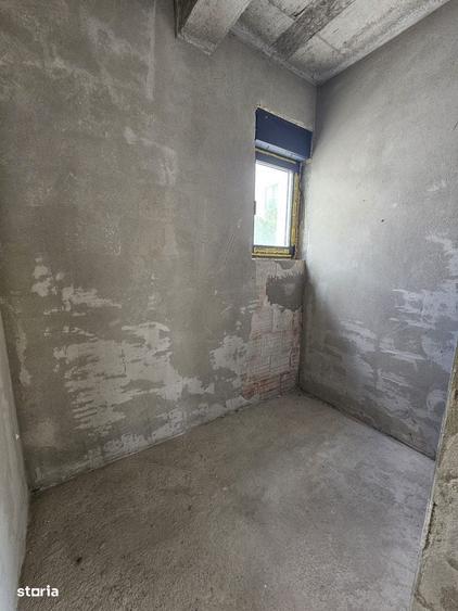 Casă cu 4 camere în Borhanci
