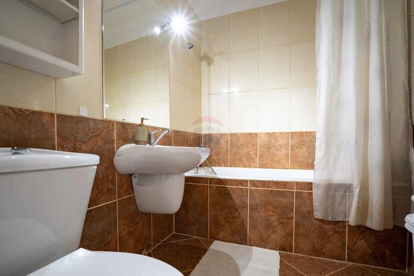Apartament cu 4 camere decomandat în Decebal