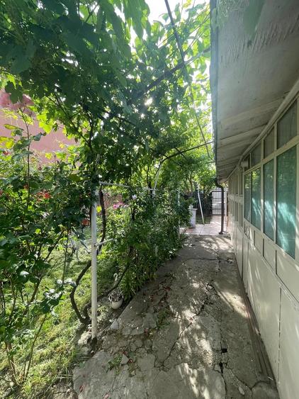 Casă cu 5 camere cu Teren 280 Mp în Pantelimon