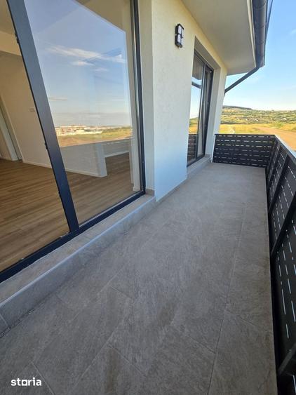 Apartament cu 3 camere decomandat în Baciu