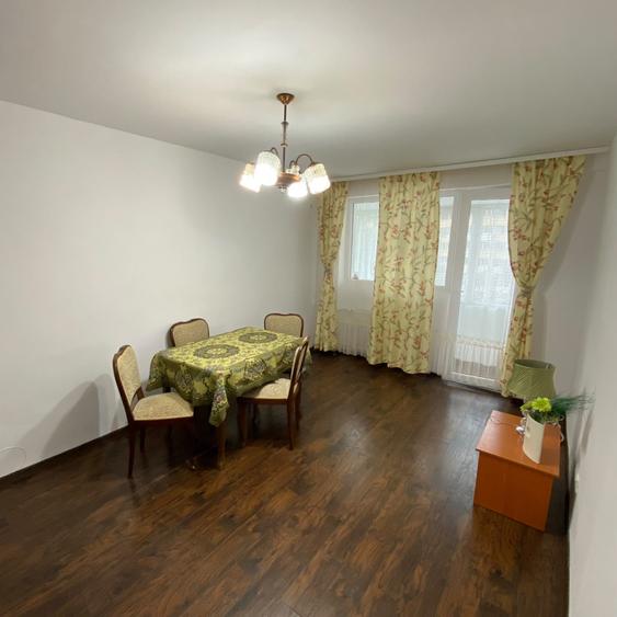 Apartament cu 3 camere decomandat, mobilat în Pantelimon