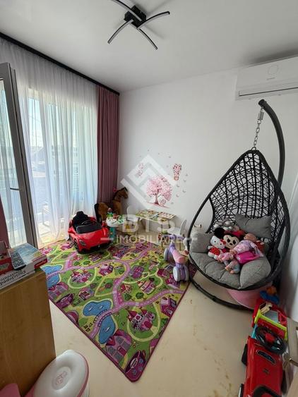 Apartament cu 3 camere decomandat în Nord