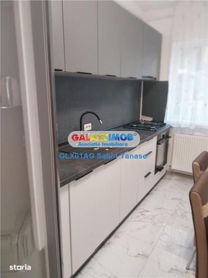 Apartament cu 2 camere decomandat în Calea București