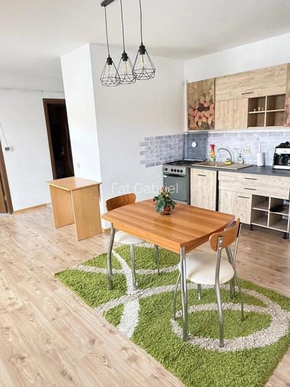 Inchiriez apartament cu o camera