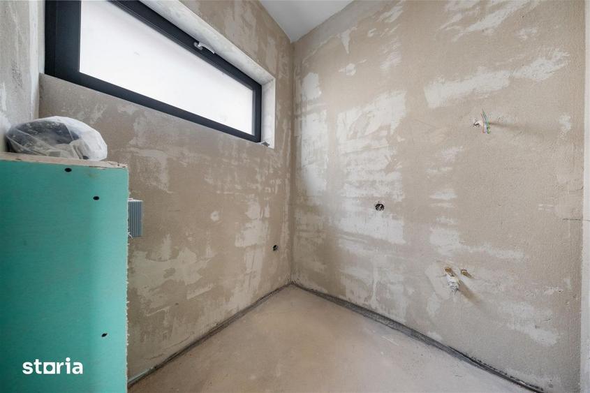 Casă cu 4 camere cu Teren 317 Mp în Gruia
