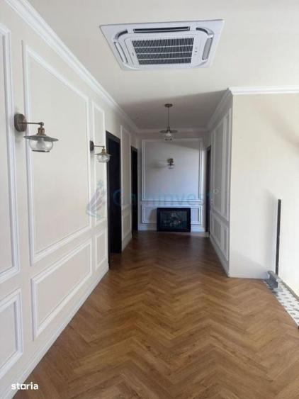 Casă cu 4 camere în Central