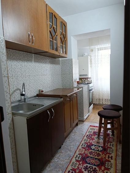 Garsonieră decomandată în Central