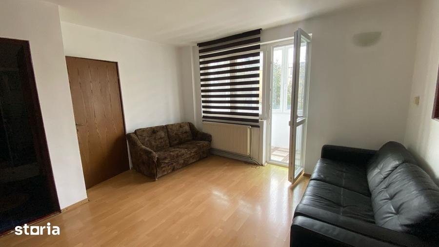 Apartament cu 3 camere semidecomandat în Gheorgheni