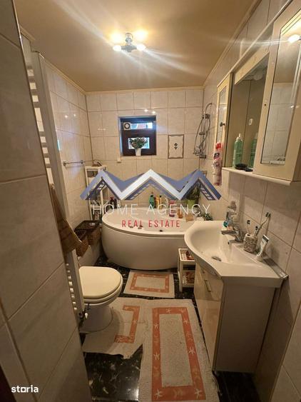 Apartament cu 4 camere decomandat în Ultracentral